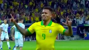 ‪The Roar From Brazil Fans After Gabriel Jesus’ Goal Was Absolutely Deafening‬