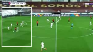 Adama Traore Goes On Ridiculous Dribble Seconds After Coming On As A Substitute For Spain