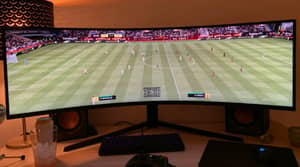 Lad Builds The Ultimate FIFA Setup Using 49-Inch Monitor So He Can See Entire Pitch