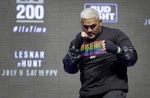 Mark Hunt Rips Brock Lesnar With Savage Post
