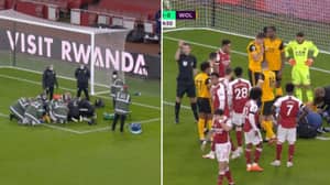 Raul Jimenez Forced Off And Sent To Hospital After Sickening Head Clash With David Luiz