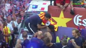 Xavi Once Shoved Neymar In The Face During Barcelona Open-Top Bus Parade