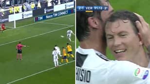 Juventus Give Late Penalty To Departing Stephan Lichtsteiner, He Sees His Effort Saved