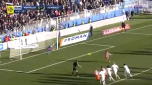 AS Monaco's Danijel Subasic Produced One Of The Most Unluckiest Penalty Save Attempts 