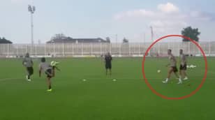 How Juventus Players Reacted When Cristiano Ronaldo Made Mistake In Training 