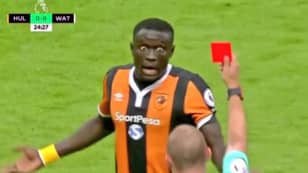 WATCH: Oumar Niasse Ridiculously Sent Off Against Watford