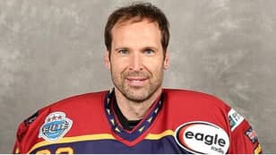 Petr Cech Signs With Ice Hockey Club Until The End Of The Season