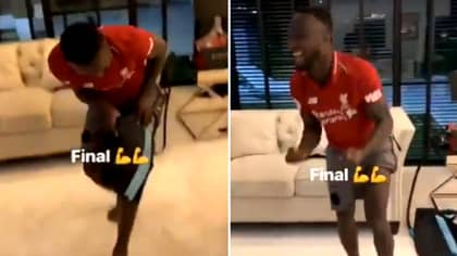 Naby Keita Celebrates Full Time Whistle By Tearing Off Recovery Patch