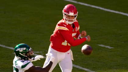 Patrick Mahomes Inventing New Ways To Score Following Absurd Underarm Pass