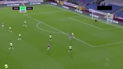 WATCH: Jeff Hendrick Wallops Burnley Into The Lead With Stunning Volley