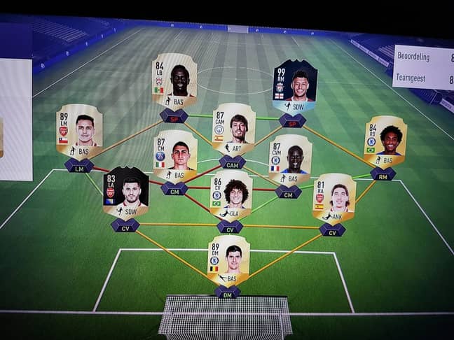 Someone Played Alex Oxlade Chamberlain On Fifa Ultimate Team And His Team Is Interesting Sportbible