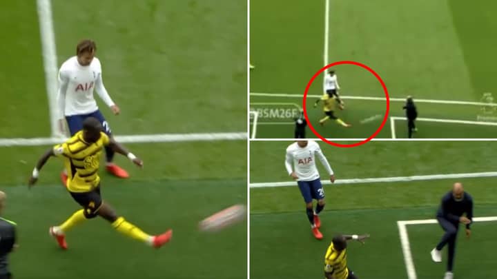 Fans Are Convinced Moussa Sissoko Blasted The Ball At Nuno On Purpose Following Transfer 