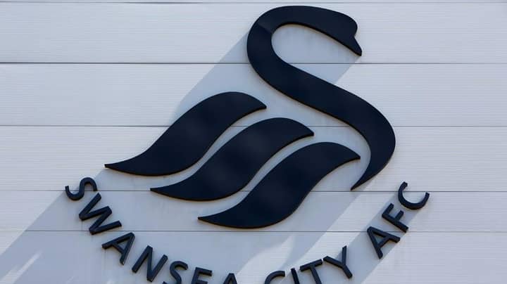 Swansea City In Talks Over Signing Former Manchester City Player