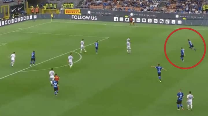 Antonio Candreva Scores Outrageous 30 Yard Screamer For Inter Milan Against Leece 
