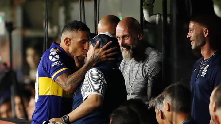 Carlos Tevez Kissed Diego Maradona Before Scoring Goal That Won Boca Juniors The League