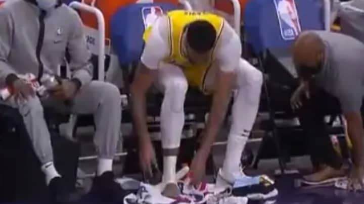 Anthony Davis Roasted By NBA Fans For Clipping His Toe Nails On The Court