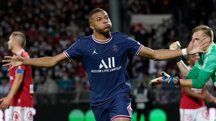 PSG Consider Selling Kylian Mbappe And Replacing Him With Everton Forward