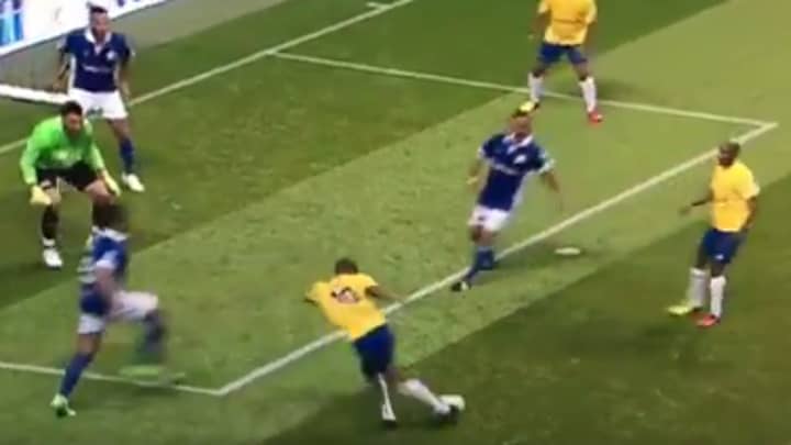 WATCH: Brazilian Legend Rivaldo Attempts Rabona, Fails Miserably