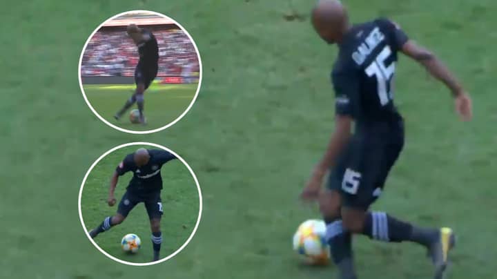 Thabo Qalinge's 360-Degree Step Over Is The Craziest Piece Of Showboating We've Ever Seen